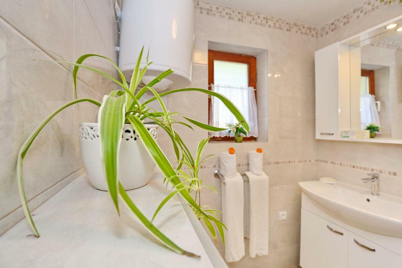 Apartments Romansa Zaton  Kültér fotó